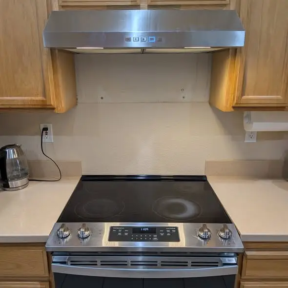 Microwave Replacement and Range Hood Installation in Turlock